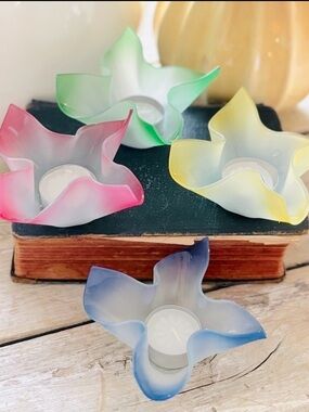 Lillian Vernon Votive Holders. Rainbow Ruffled-Edge Glass (W/Box) New 4.5”